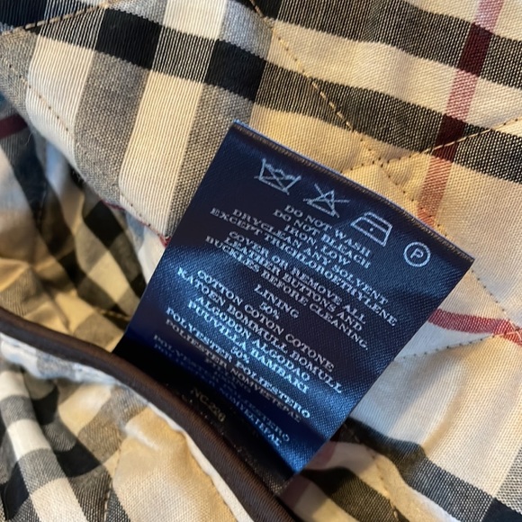 Burberry Quilted Coat 🏴󠁧󠁢󠁳󠁣󠁴󠁿 - Picture 11 of 11